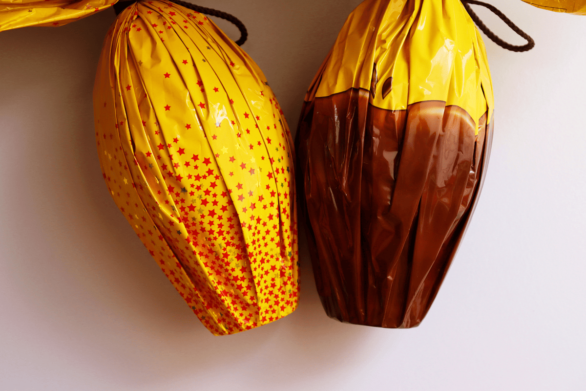 wrapped ovos de pascoa for Brazilian Easter