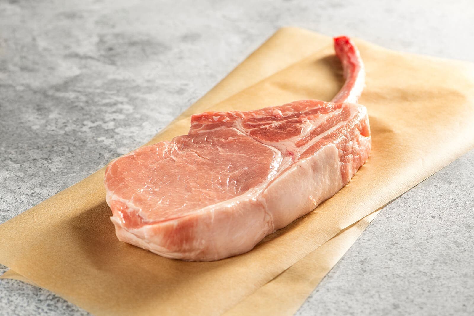 Tomahawk Pork Chop (14 oz)